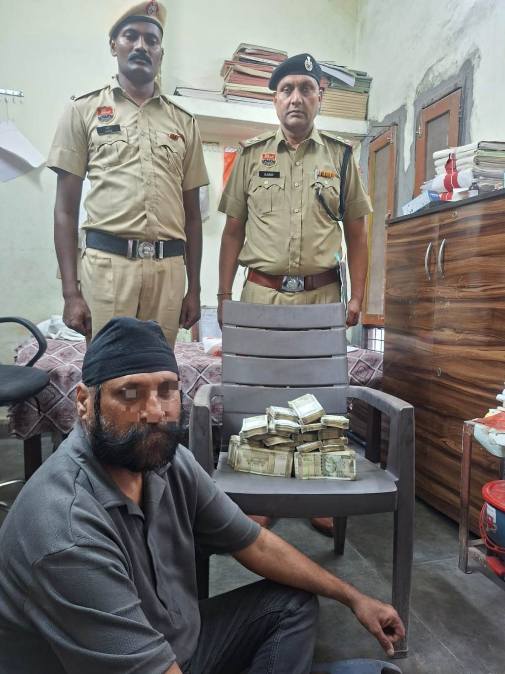 Big action by Karnal police in fraud case accused arrested Rs 23 lakh cash recovered